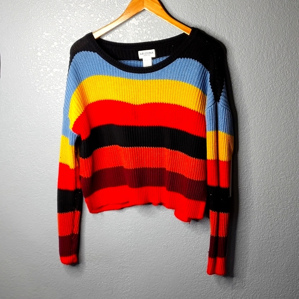 Multi-Colored Crop